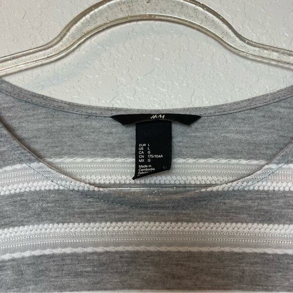 H&M Heather Gray & White Striped Long Sleeve Blouse Size L - Picture 3 of 7
